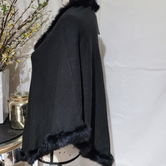 NWT Vintage BETTE SUNG faux fur lined poncho S/M - Picture 8 of 8